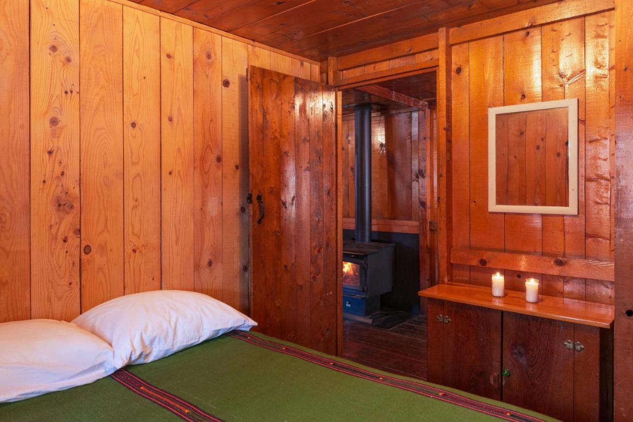 Corkins Lodge Chama エクステリア 写真
