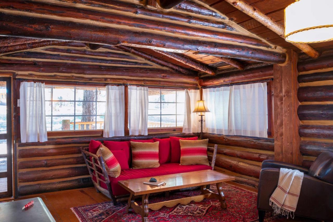 Corkins Lodge Chama エクステリア 写真